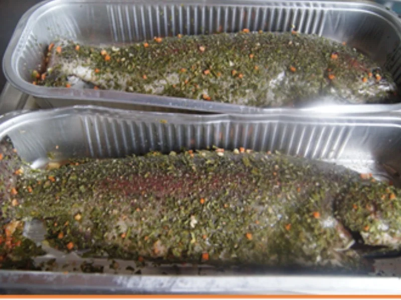 Rezept: Backofen-Forelle mit Sahne-Meerrettich und Salzkartoffeln Bild Nr. 4 Backofen-Forelle mit Sahne-Meerrettich und Salzkartoffeln - Rezept - Bild Nr. 4