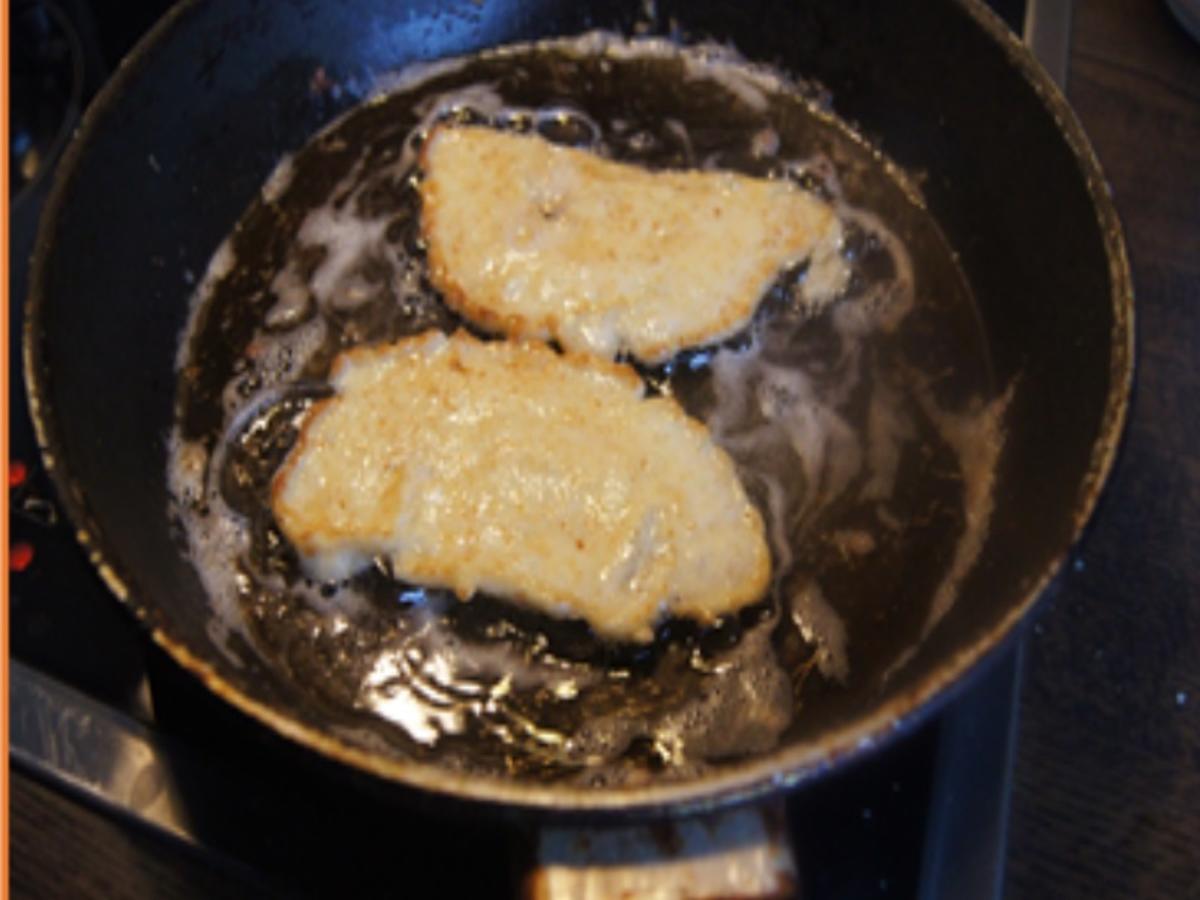 Leberkäse mit Parmesankruste, geschmorten Spitzkohl und Meerrettich-Kartoffelstampf - Rezept - Bild Nr. 17220