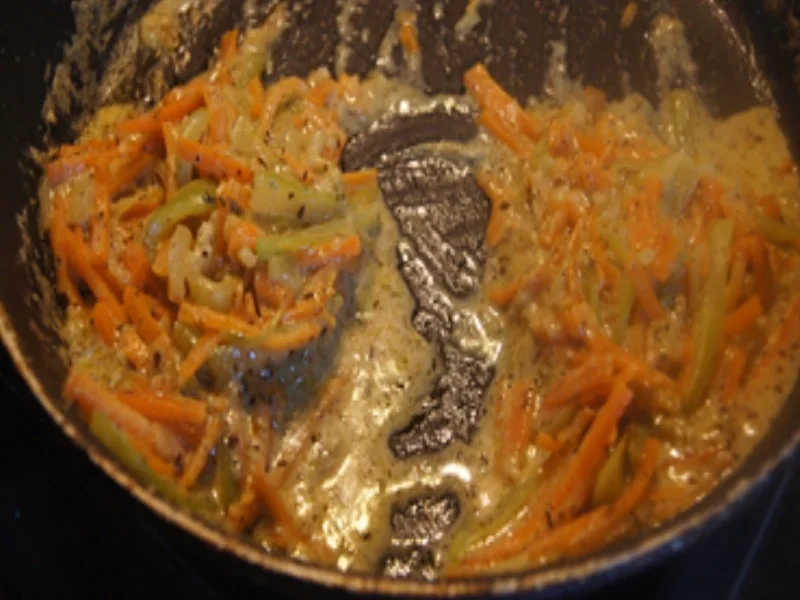 Rezept: Spaghetti mit Gemüse-Kräuter-Sauce und Garnelen Bild Nr. 17218 Spaghetti mit Gemüse-Kräuter-Sauce und Garnelen - Rezept - Bild Nr. 17218