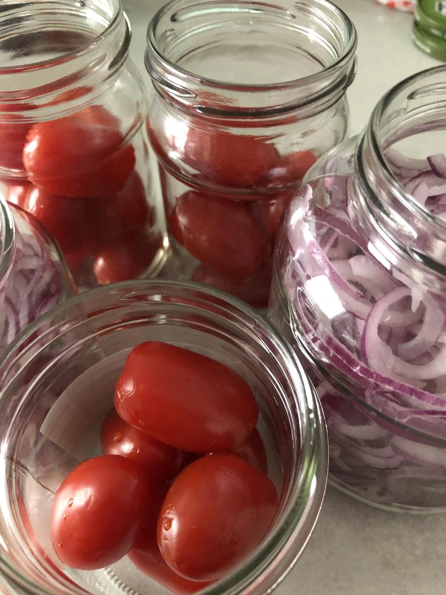 Tomaten, Zwiebeln einlegen - Rezept - Bild Nr. 17214