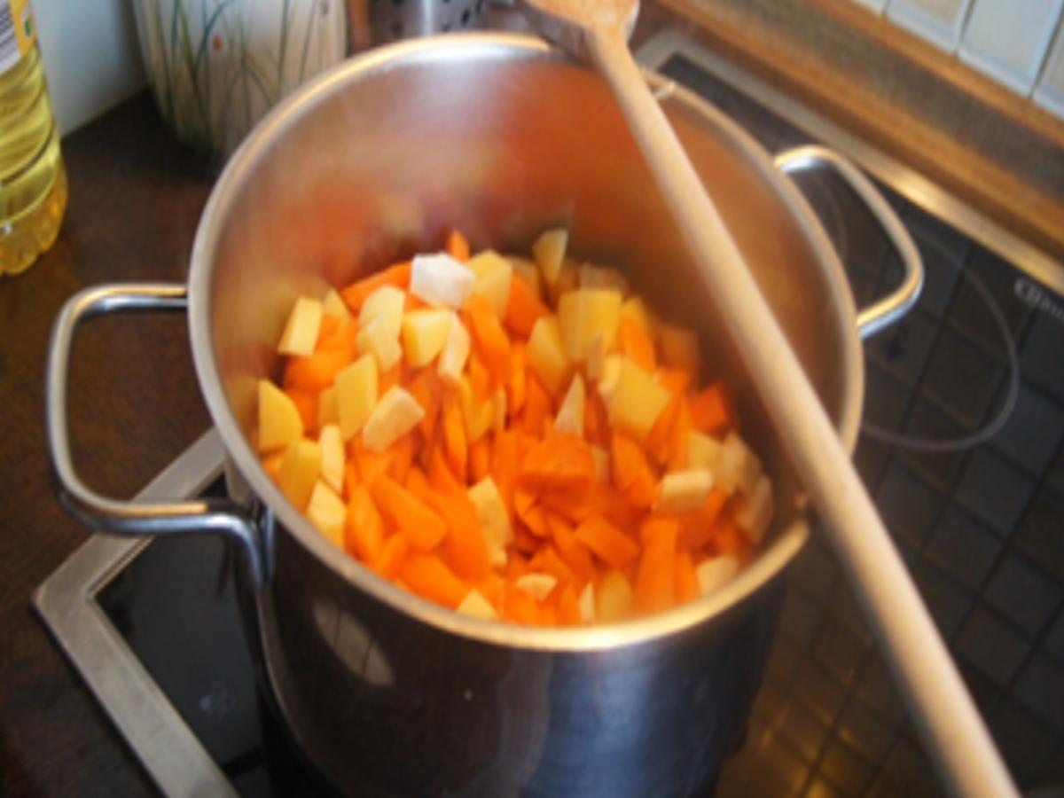 Cremige Möhren-Orangen-Kokos-Suppe - Rezept - Bild Nr. 17232