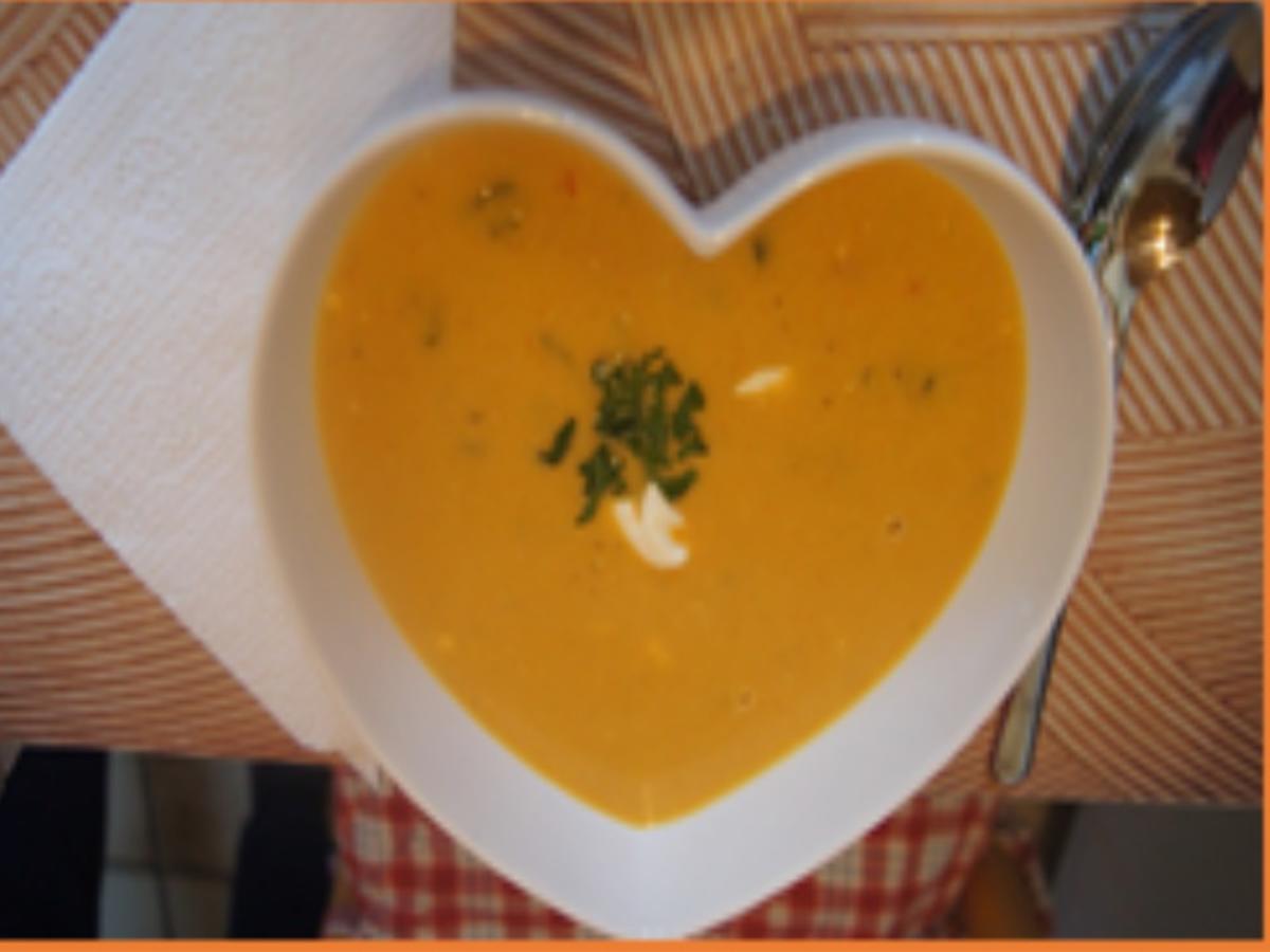 Cremige Möhren-Orangen-Kokos-Suppe - Rezept - Bild Nr. 17236