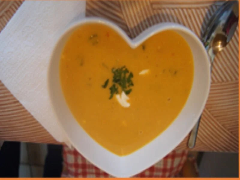 Cremige Möhren-Orangen-Kokos-Suppe - Rezept - Bild Nr. 17236