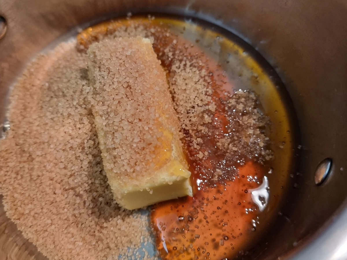 Lebkuchen-Plätzchen mit Zuckerguss und Glitzer - Rezept - Bild Nr. 17212