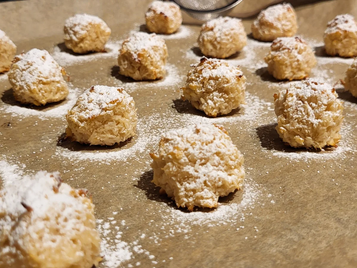 Rezept: BiNe` S SCHNEEBÄLLCHEN Bild Nr. 17215 BiNe` S SCHNEEBÄLLCHEN - Rezept - Bild Nr. 17215