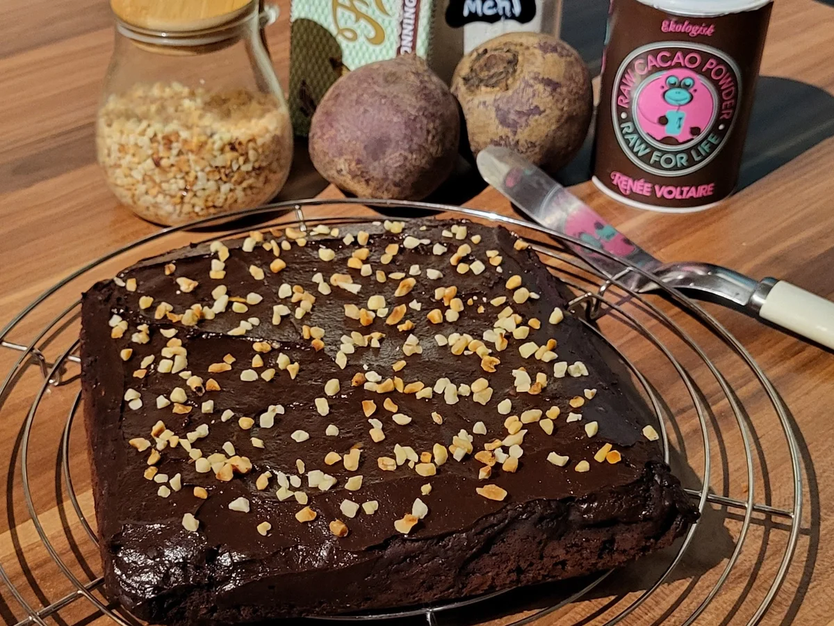 BiNe` S ROTE BETE BROWNIES - Rezept - Bild Nr. 3