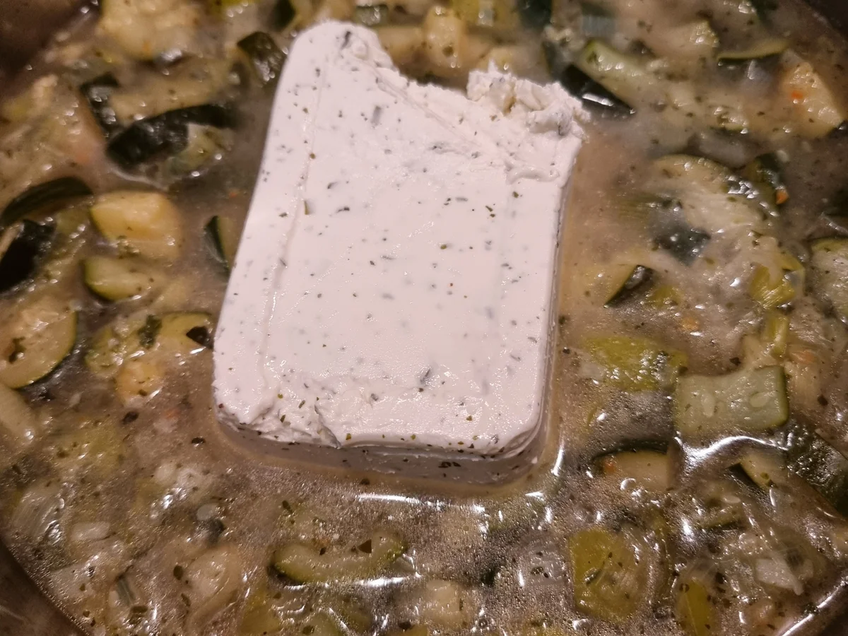 Rezept: Lauch-Zucchini-Suppe mit Blumenkohl Bild Nr. 17216 Lauch-Zucchini-Suppe mit Blumenkohl - Rezept - Bild Nr. 17216