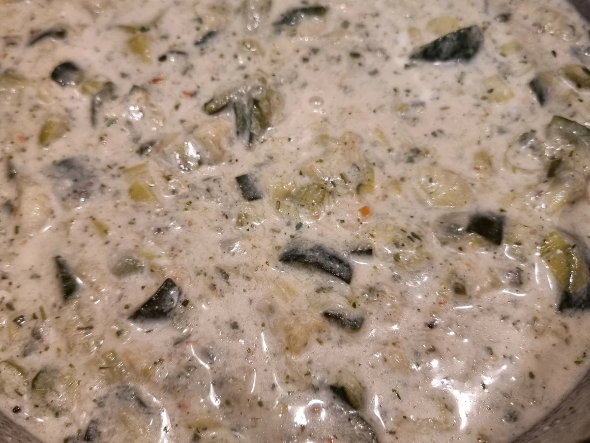 Rezept: Lauch-Zucchini-Suppe mit Blumenkohl Bild Nr. 17217 Lauch-Zucchini-Suppe mit Blumenkohl - Rezept - Bild Nr. 17217