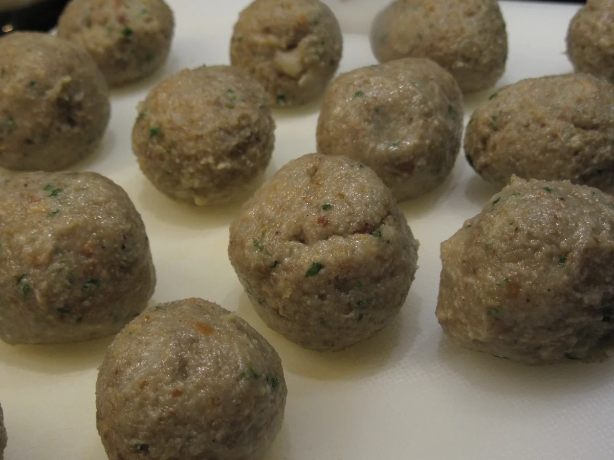 Suppen: Wildconsommé mit Einlagen - Rezept - Bild Nr. 17214