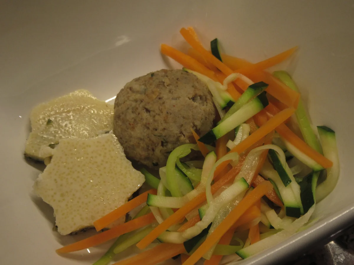 Suppen: Wildconsommé mit Einlagen - Rezept - Bild Nr. 17215