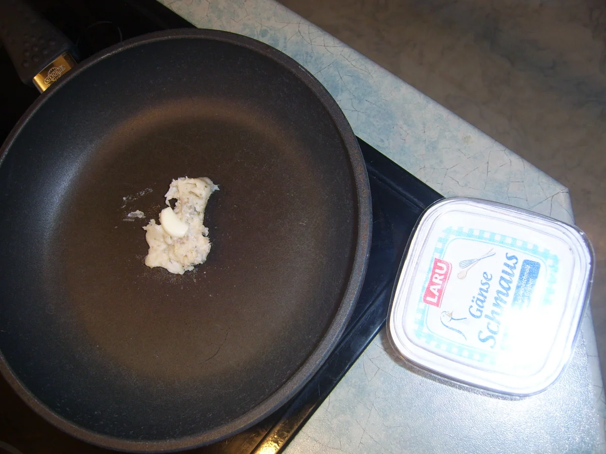 Rezept: Entenleber mit Toter Oma ;-) Bild Nr. 3 Entenleber mit Toter Oma ;-) - Rezept - Bild Nr. 3