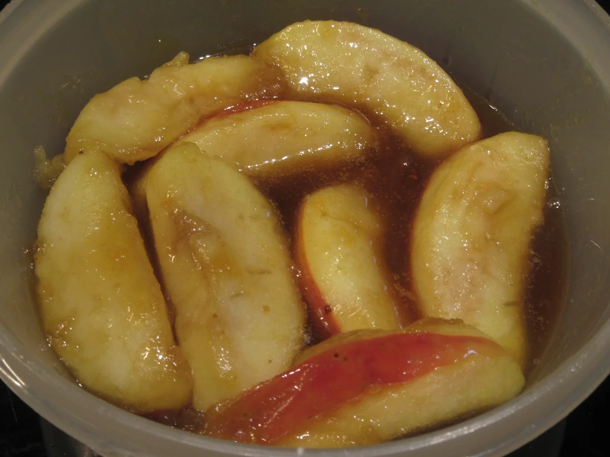 Pfannkuchen: Quarkpfannkuchen mit Karamelläpfeln - Rezept - Bild Nr. 17215