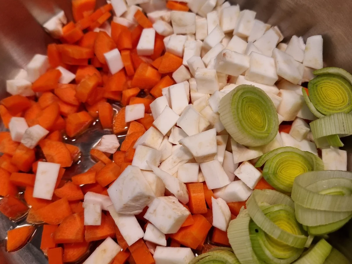 Linsen-Curry-Suppe - Rezept - Bild Nr. 17227