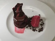 Schoko-Himbeer-Törtchen mit Himbeersorbet - Rezept - Bild Nr. 17225