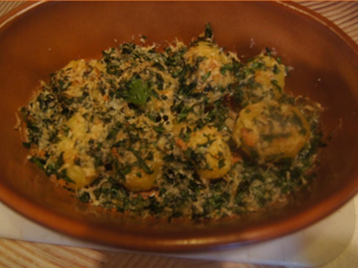 Überbackene Pellkartoffel-Drillinge mit Gre-molata-Gratin und Petersilien-Joghurt - Rezept - Bild Nr. 15