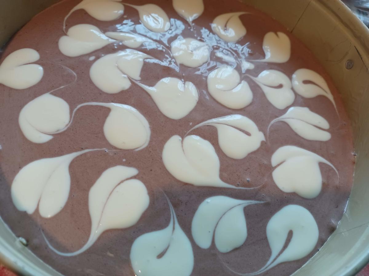 Schoko - Quarkkuchen mit Blätter - Deko - Rezept - Bild Nr. 17231