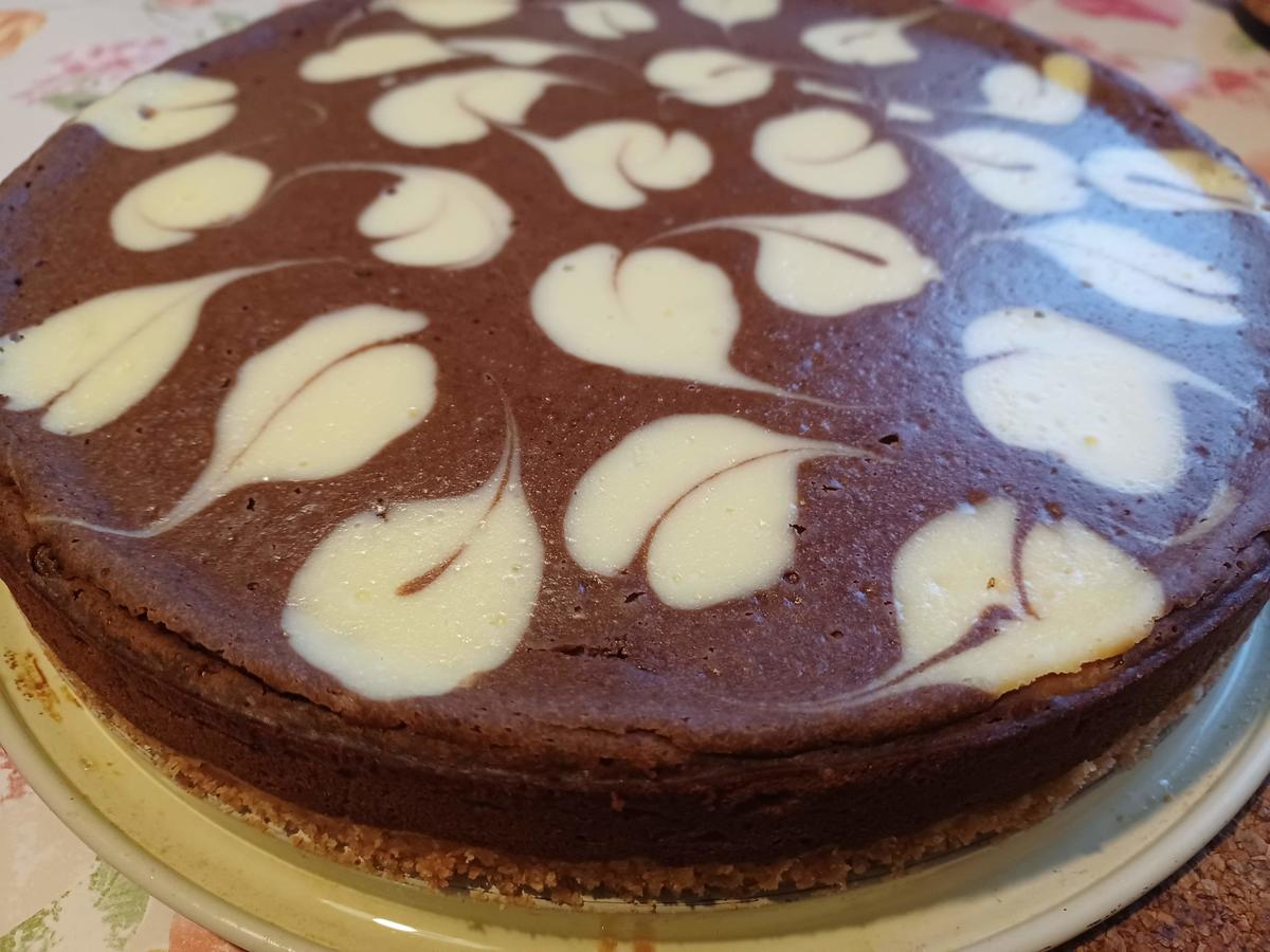 Schoko - Quarkkuchen mit Blätter - Deko - Rezept - Bild Nr. 17234