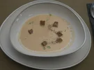 Rezept: Fränkische Weinsuppe mit Croûtons Bild Nr. 17226 Fränkische Weinsuppe mit Croûtons - Rezept - Bild Nr. 17226