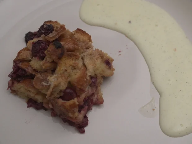 Rezept: Kirschenmichel mit hausgemachter Vanillesoße Bild Nr. 2 Kirschenmichel mit hausgemachter Vanillesoße - Rezept - Bild Nr. 2