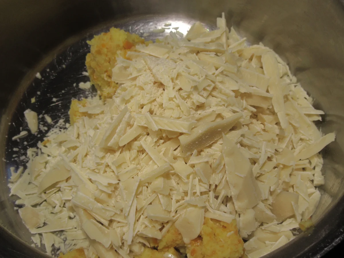 Rezept: Konfekt: Orangen-Kokos-Kugeln Bild Nr. 17232 Konfekt: Orangen-Kokos-Kugeln - Rezept - Bild Nr. 17232