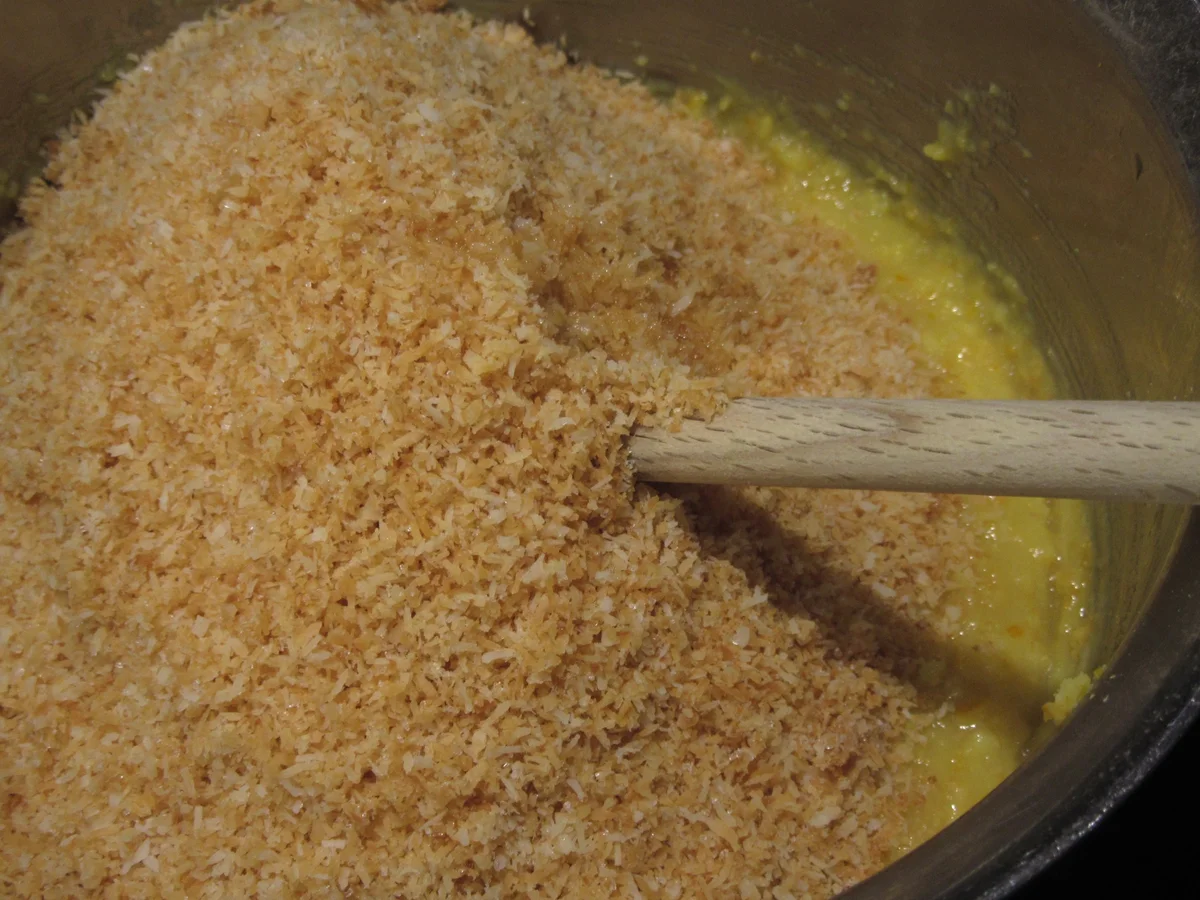 Rezept: Konfekt: Orangen-Kokos-Kugeln Bild Nr. 17233 Konfekt: Orangen-Kokos-Kugeln - Rezept - Bild Nr. 17233