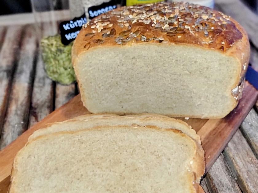 BiNe` S KNUSPRIGES BROT - Rezept mit Bild - kochbar.de
