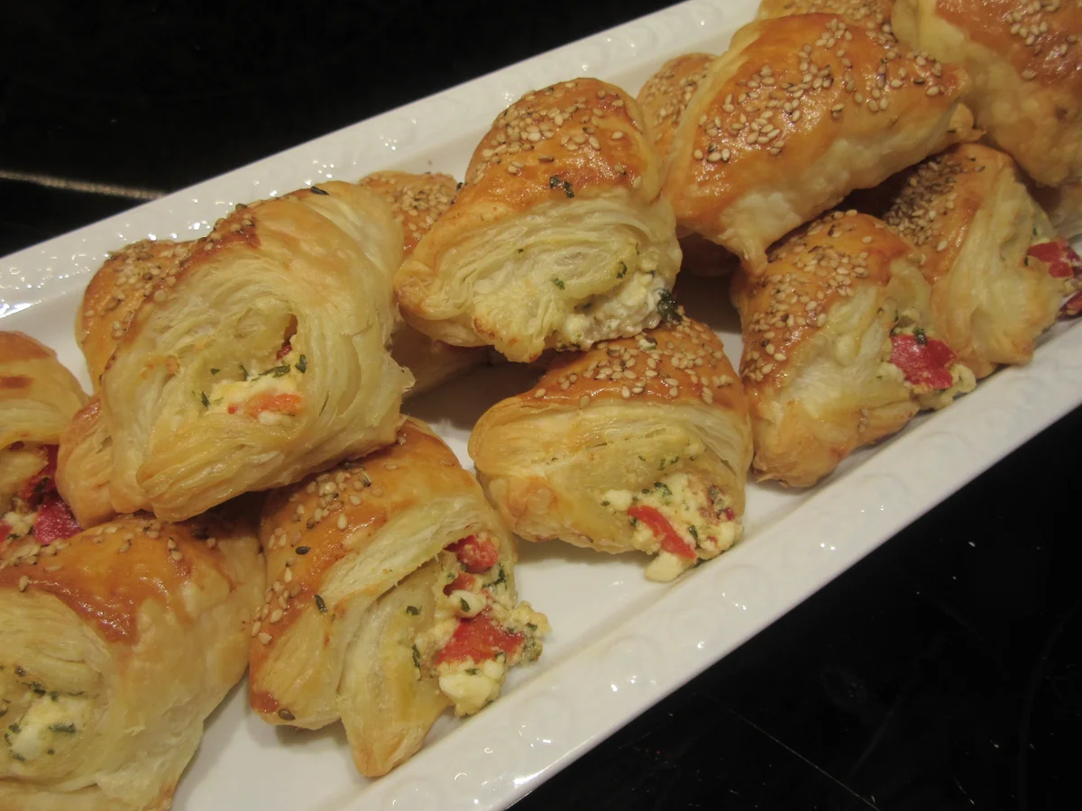 Rezept: Pikantes Backen: Gefüllte Blätterteigtaschen Bild Nr. 17229 Pikantes Backen: Gefüllte Blätterteigtaschen - Rezept - Bild Nr. 17229