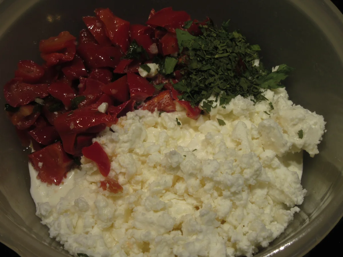 Rezept: Pikantes Backen: Gefüllte Blätterteigtaschen Bild Nr. 17230 Pikantes Backen: Gefüllte Blätterteigtaschen - Rezept - Bild Nr. 17230