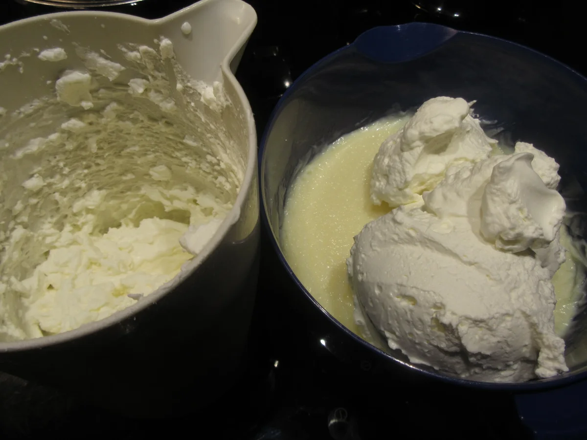 Rezept: Dessert: Ekmek - Griechischer Zwiebackkuchen Bild Nr. 17251 Dessert: Ekmek - Griechischer Zwiebackkuchen - Rezept - Bild Nr. 17251