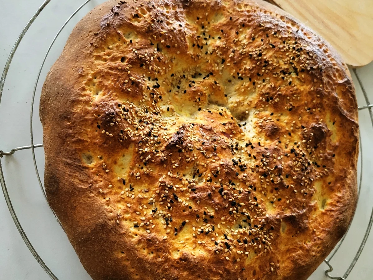 Türkisches Fladenbrot (Ramazan pidesi) - Rezept - Bild Nr. 17258