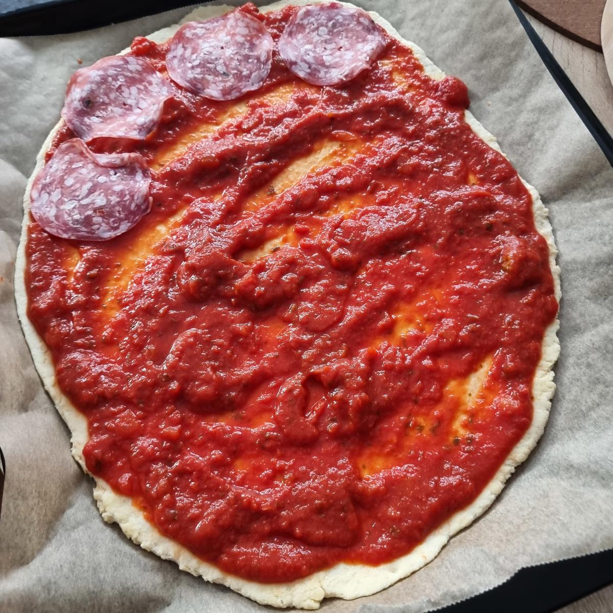 Pizza mit Trüffel -Salami - Rezept - Bild Nr. 17267