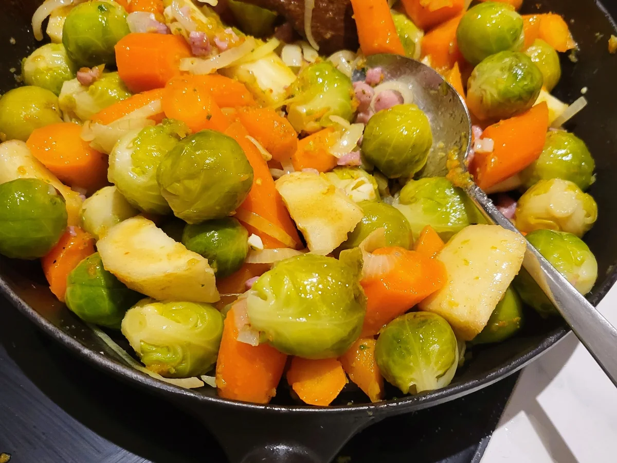 Glasiertes Wintergemüse mit Quarkspätzle - Rezept - Bild Nr. 3