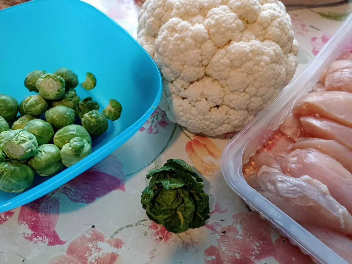 Rezept: Hähnchenfilet mit Blumenkohl überbacken Bild Nr. 17261 Hähnchenfilet mit Blumenkohl überbacken - Rezept - Bild Nr. 17261