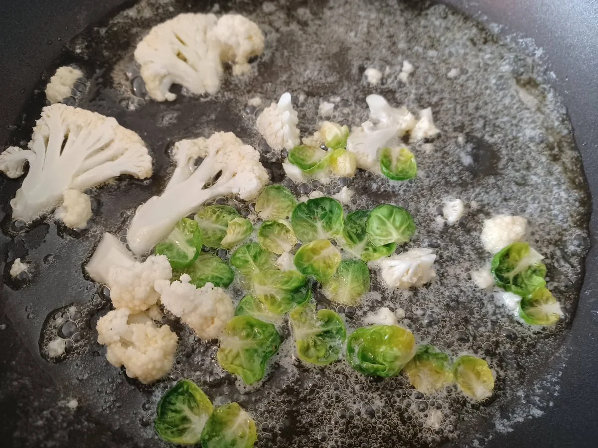 Rezept: Hähnchenfilet mit Blumenkohl überbacken Bild Nr. 17271 Hähnchenfilet mit Blumenkohl überbacken - Rezept - Bild Nr. 17271