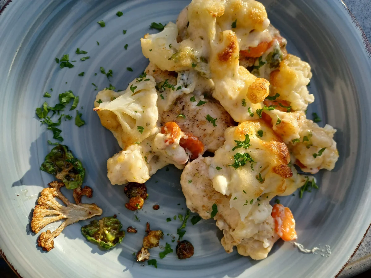 Rezept: Hähnchenfilet mit Blumenkohl überbacken Bild Nr. 17275 Hähnchenfilet mit Blumenkohl überbacken - Rezept - Bild Nr. 17275