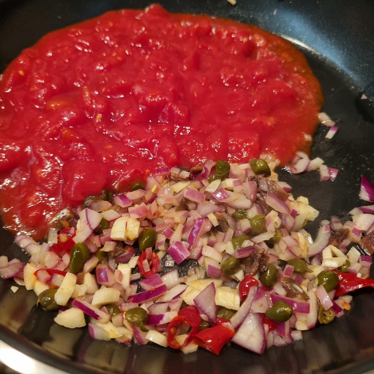 Spaghetti alla puttanesca "nach Hurenart" - Rezept - Bild Nr. 17264