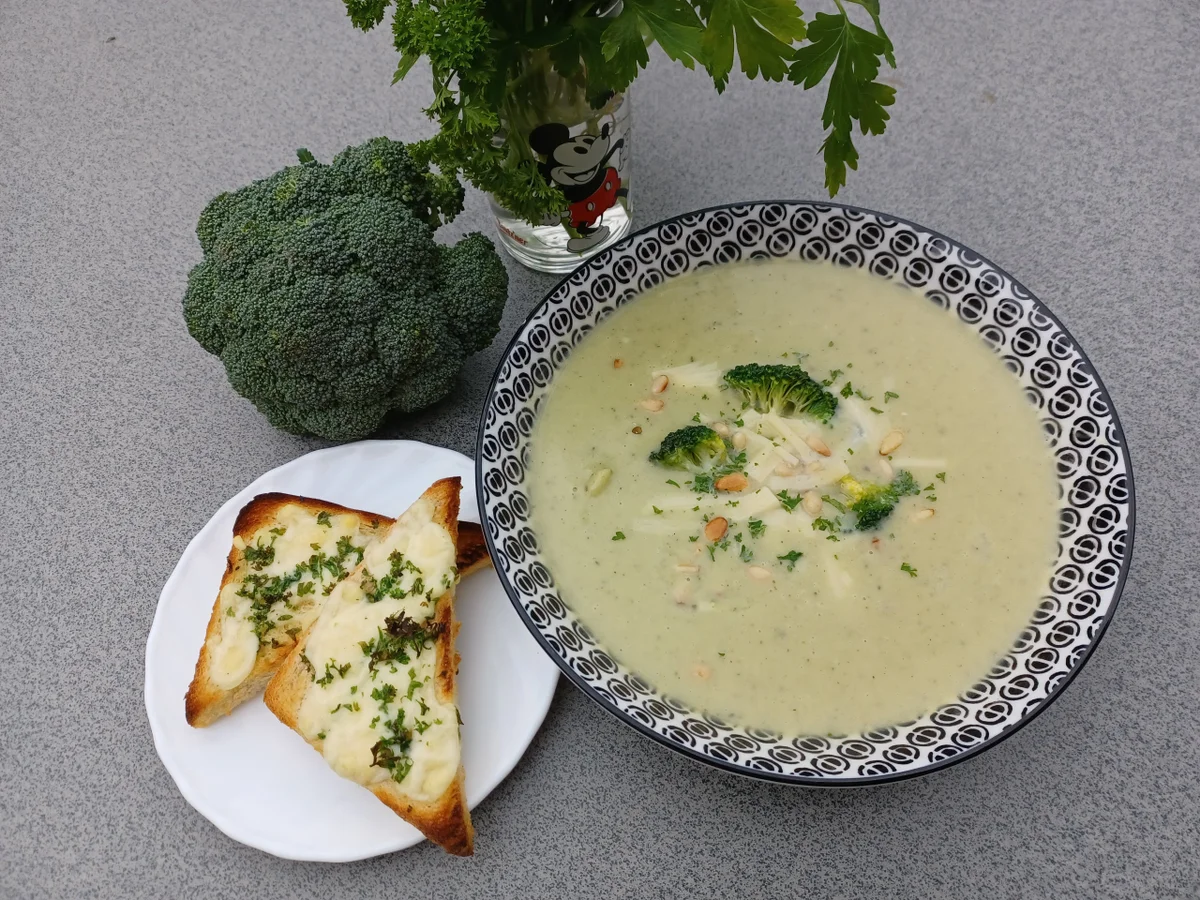 Rezept: Brokkoli - Kartoffelsuppe Bild Nr. 17262 Brokkoli - Kartoffelsuppe - Rezept - Bild Nr. 17262