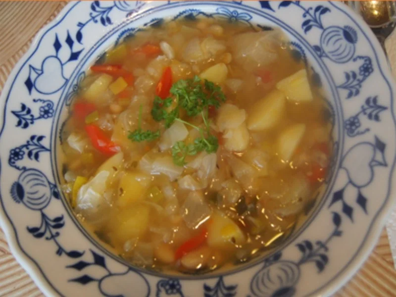 Rezept: Spitzkohleintopf mit Gemüse Bild Nr. 2 Spitzkohleintopf mit Gemüse - Rezept - Bild Nr. 2