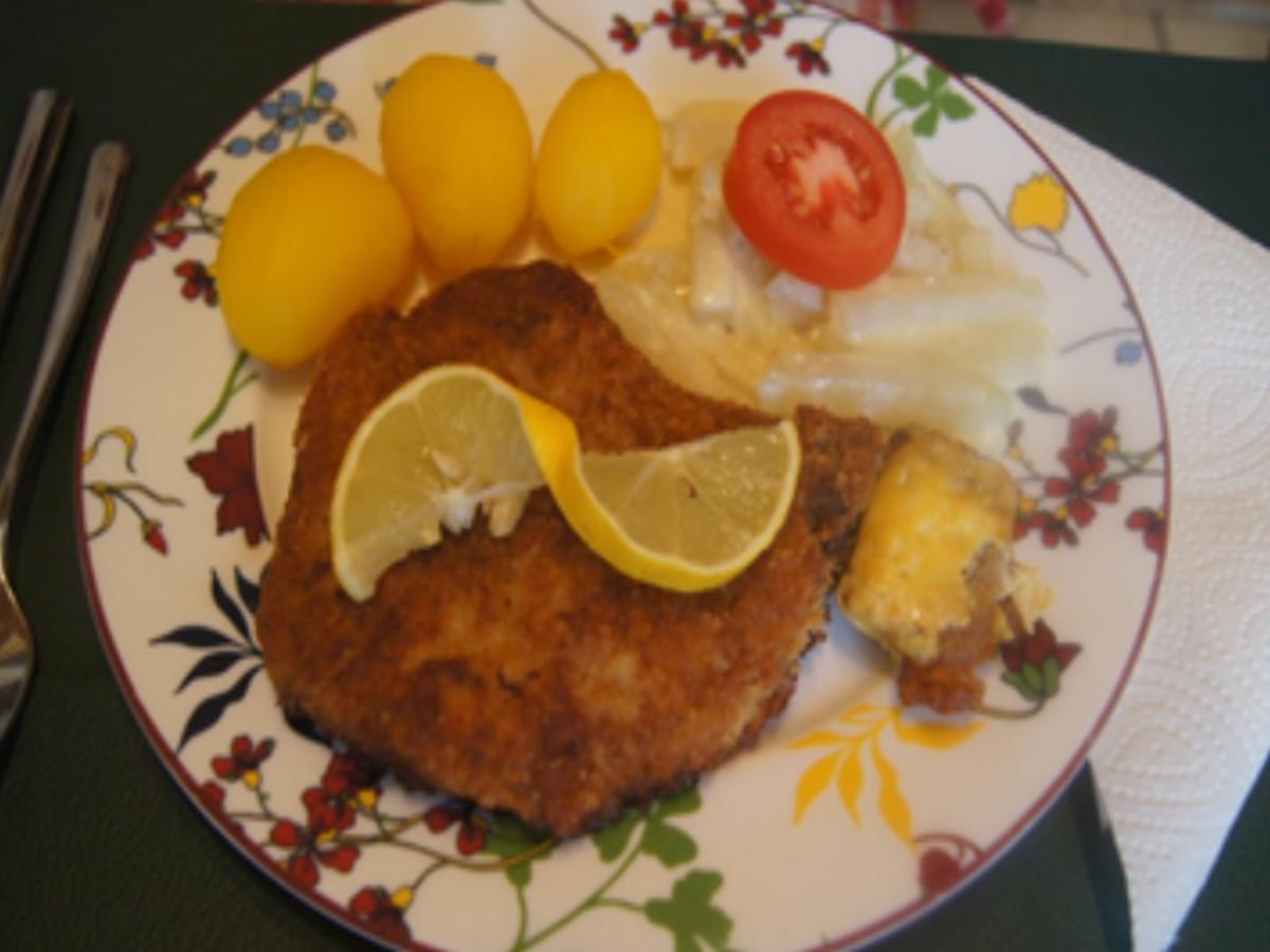 Kotelett mit Panko-Kruste, Rahm-Kohlrabi und Drillingen - Rezept - Bild Nr. 17273