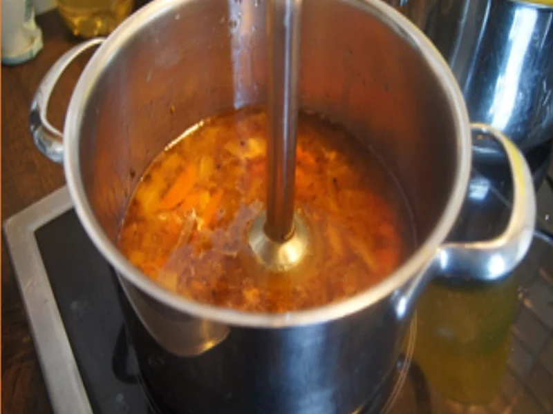 Herzhafter Schweinebraten mit Sauce, Kraut nach tschechischer Art und Drillingen - Rezept - Bild Nr. 10