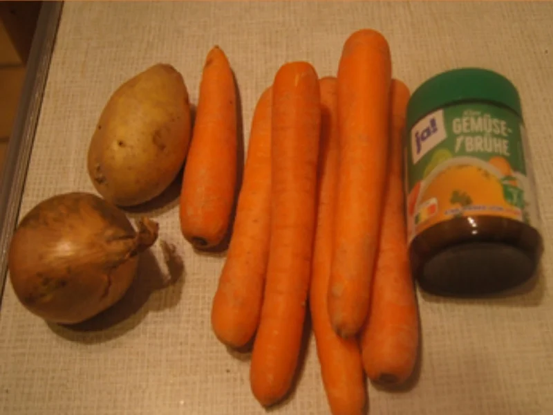 Rezept: Cremige Möhrensuppe mit Garnelenspieß Bild Nr. 3 Cremige Möhrensuppe mit Garnelenspieß - Rezept - Bild Nr. 3