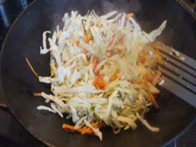 Chili-Schweinefilet mit Gemüse und Basmatireis - Rezept - Bild Nr. 17283