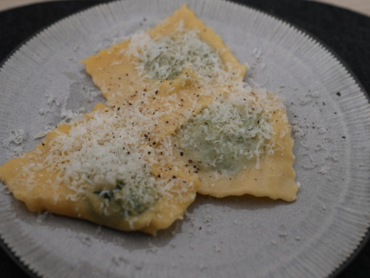 Ravioli di ricotta e spinaci - Rezept - Bild Nr. 2