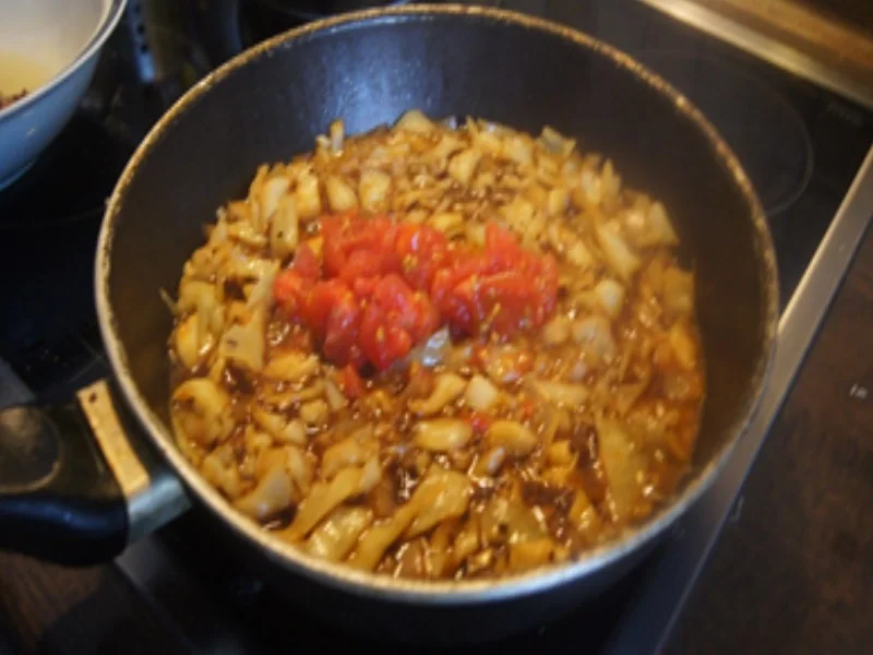 Rezept: Weißkohl-Hackfleisch-Nudel-Pfanne Bild Nr. 10 Weißkohl-Hackfleisch-Nudel-Pfanne - Rezept - Bild Nr. 10