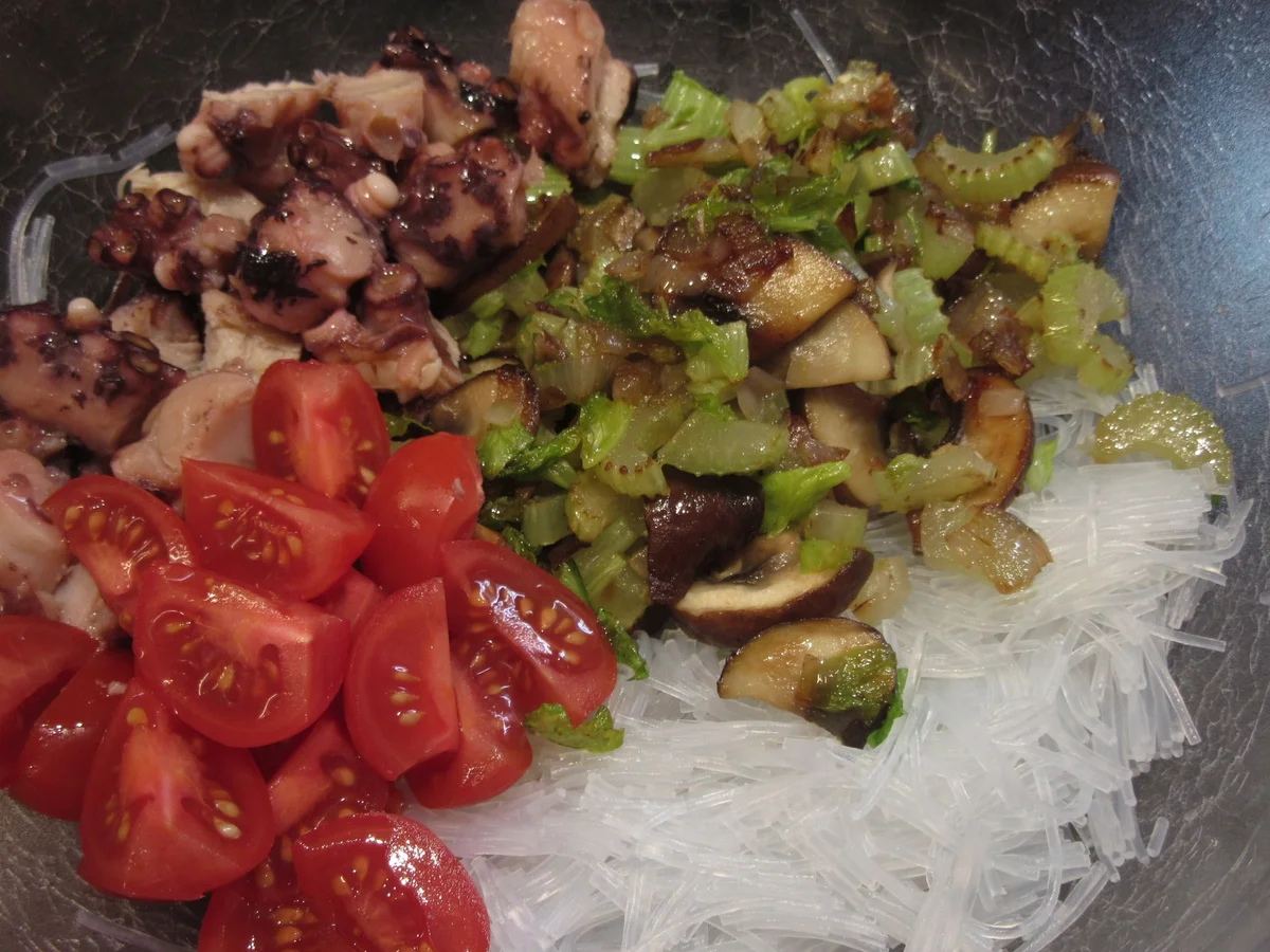 Salate: Tintenfisch-Salat - Rezept - Bild Nr. 17273