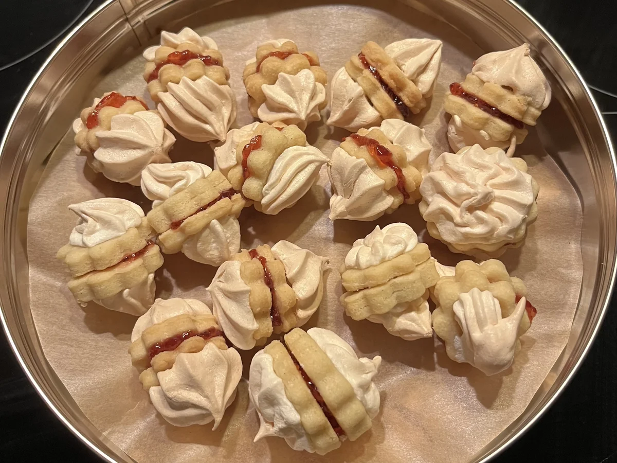 Rezept: Zwickerbusserl Bild Nr. 17290 Zwickerbusserl - Rezept - Bild Nr. 17290