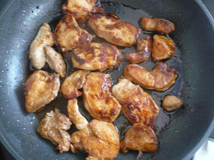 Salat mit Hähnchenbrustfilet, schnell &amp; einfach