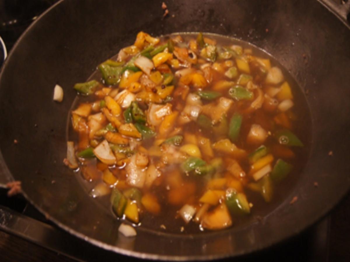 Paprika-Zwiebel-Hackfleisch-Wok mit Drillingen - Rezept - Bild Nr. 17288