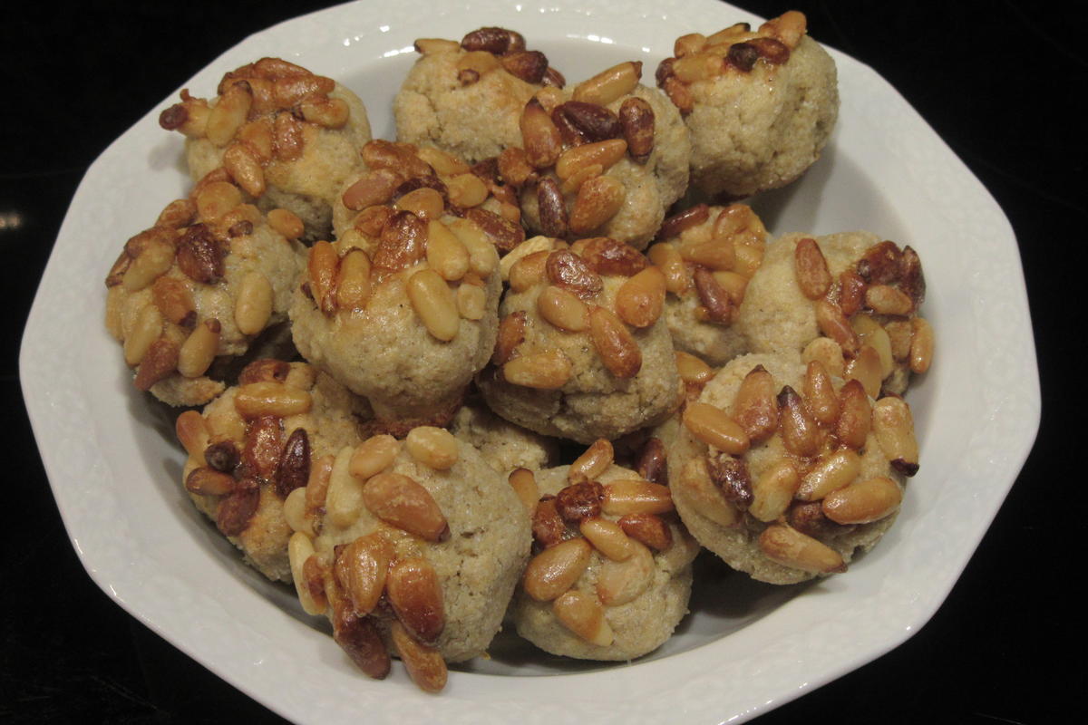 Rezept: Plätzchen: Piñones Bild Nr. 17282 Plätzchen: Piñones - Rezept - Bild Nr. 17282