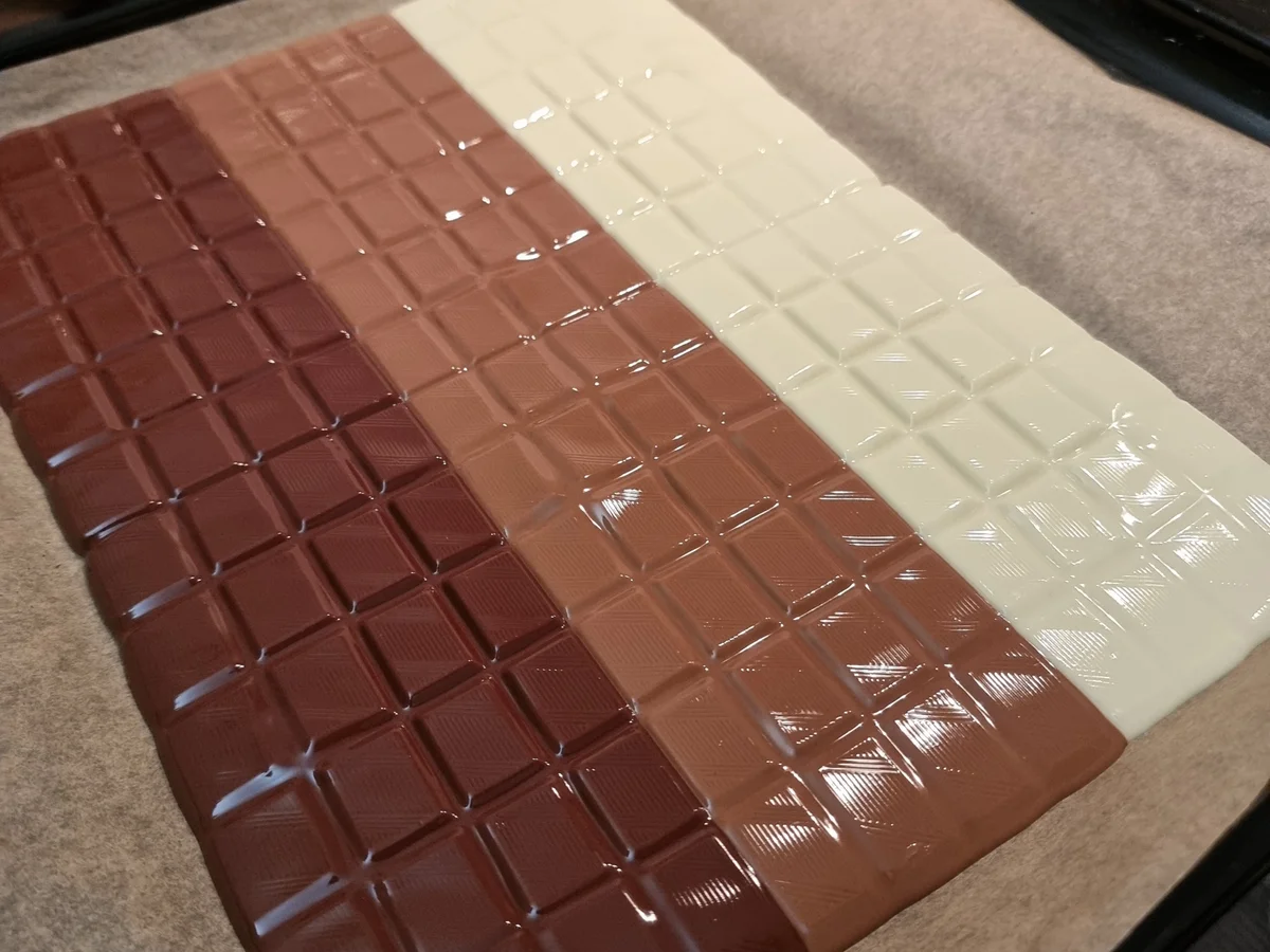 Bruchschokolade vom Blech - Rezept - Bild Nr. 17287